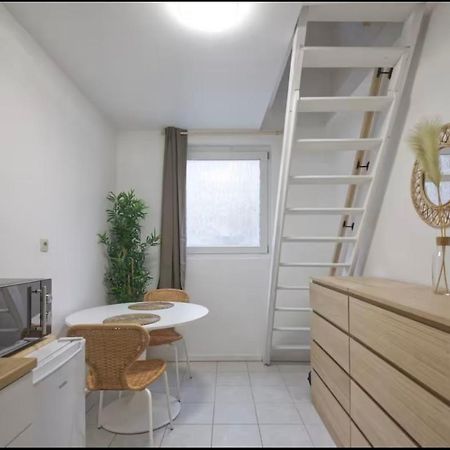 Bruxelles Nid Douillet Et Chaleureux Apartment Exterior photo